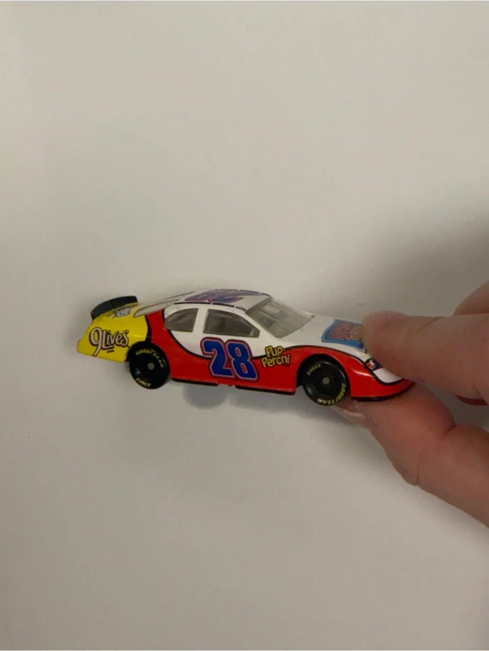 Motorsports Authentics 1/64 #28 Kibbles N Bits NASCAR Car Robert Richardson Toy
